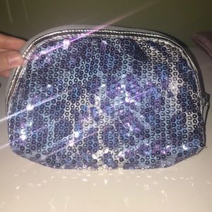 Sequenced makeup bag